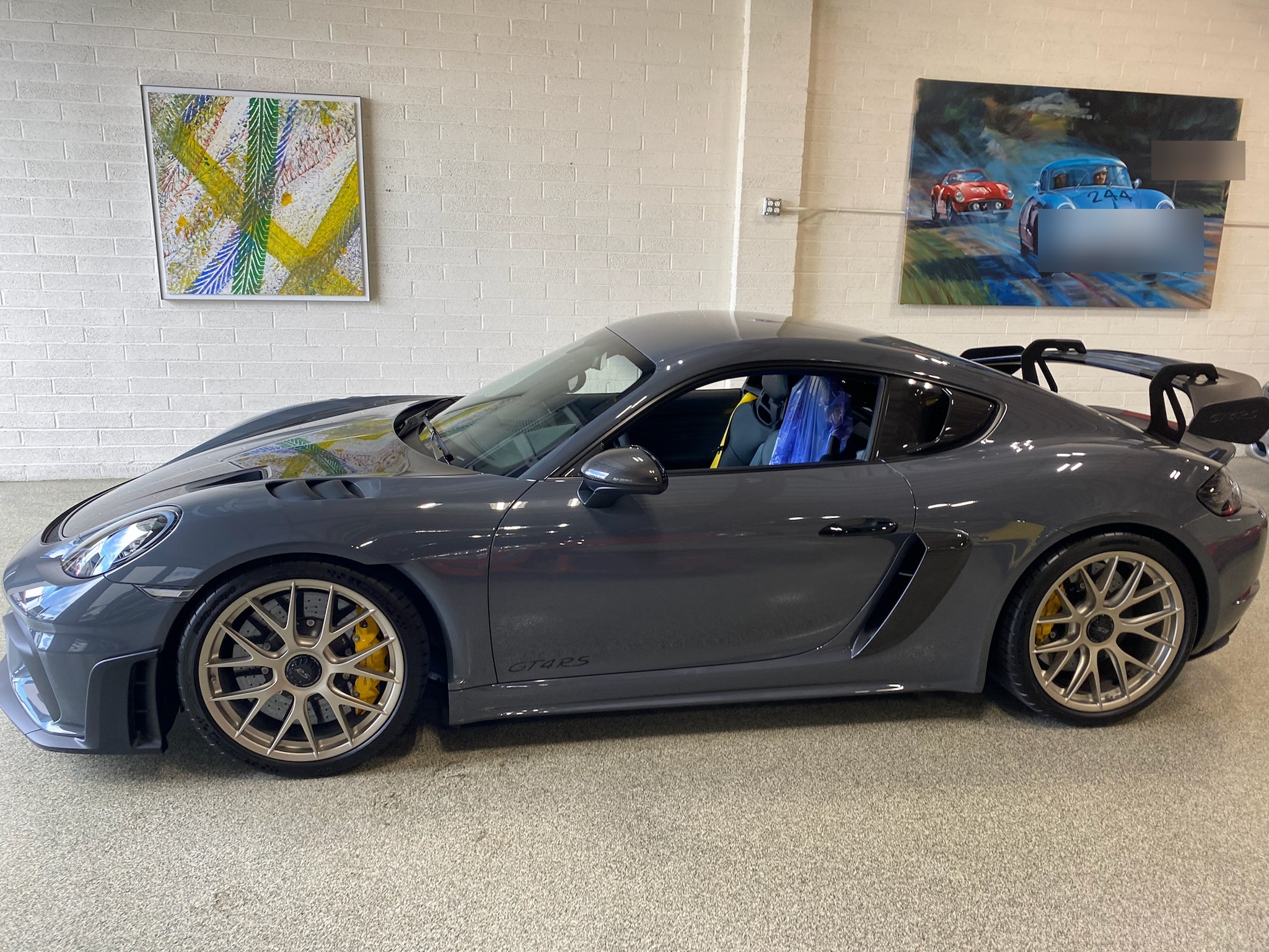 Porsche 718 GT4